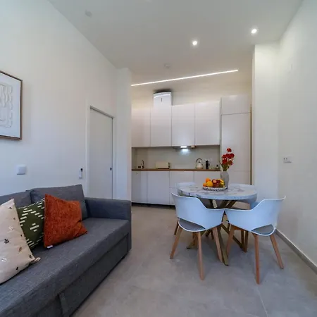 The Simon Residences - Marina Escape Apartman