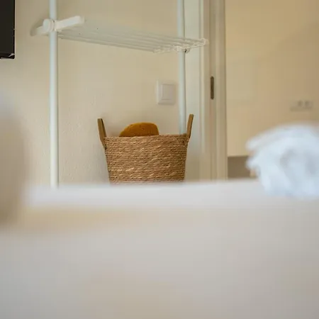 Apartman The Simon Residences - Marina Escape